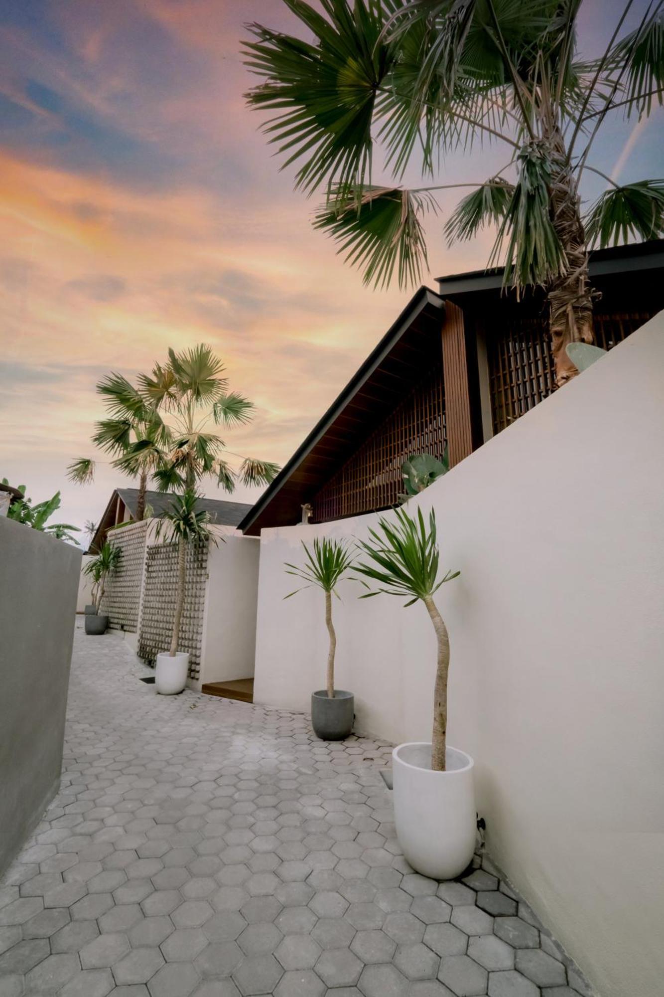 Casalita Ubud Romantic Villas Exterior photo